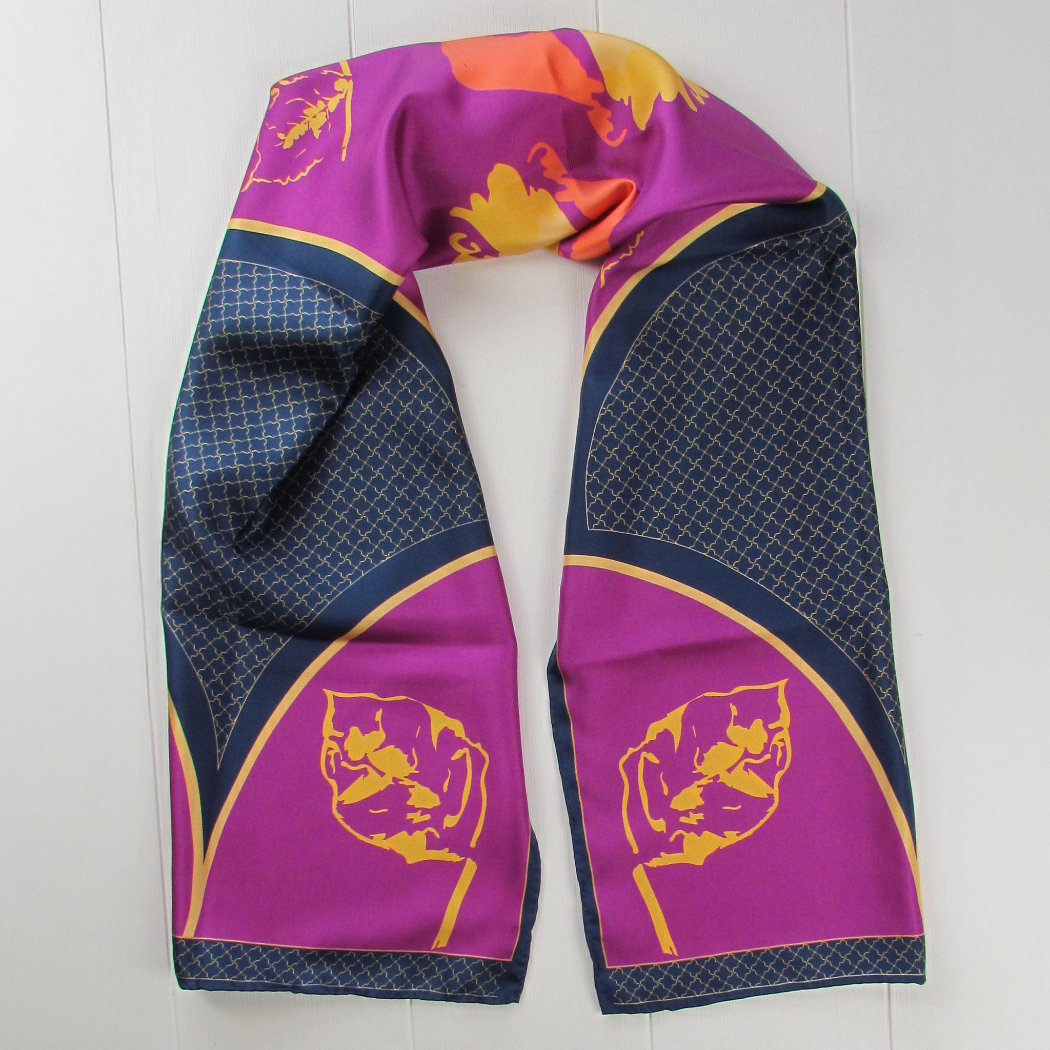 Gilded petal magenta - Silk scarf
