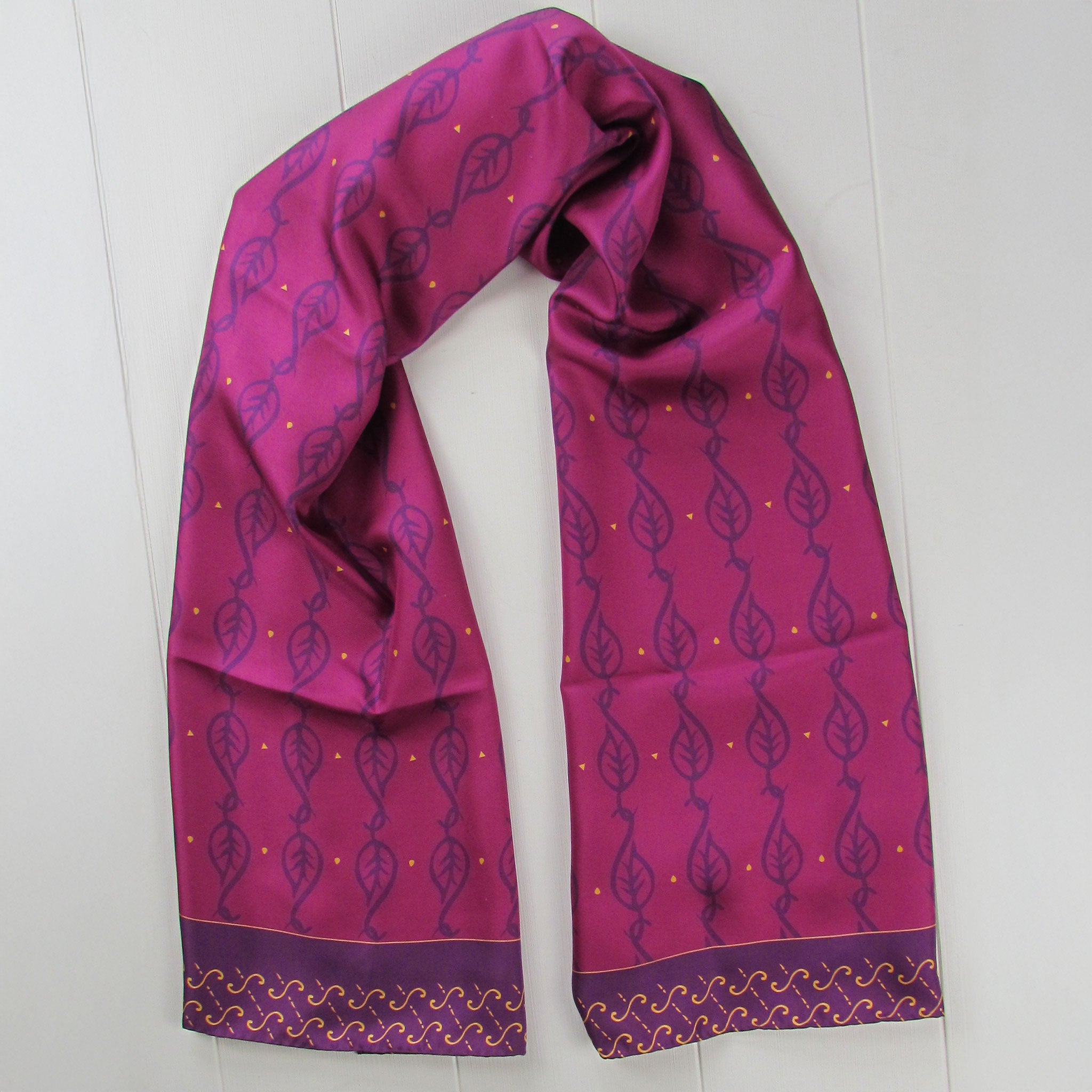 Rosewine vine - Silk scarf