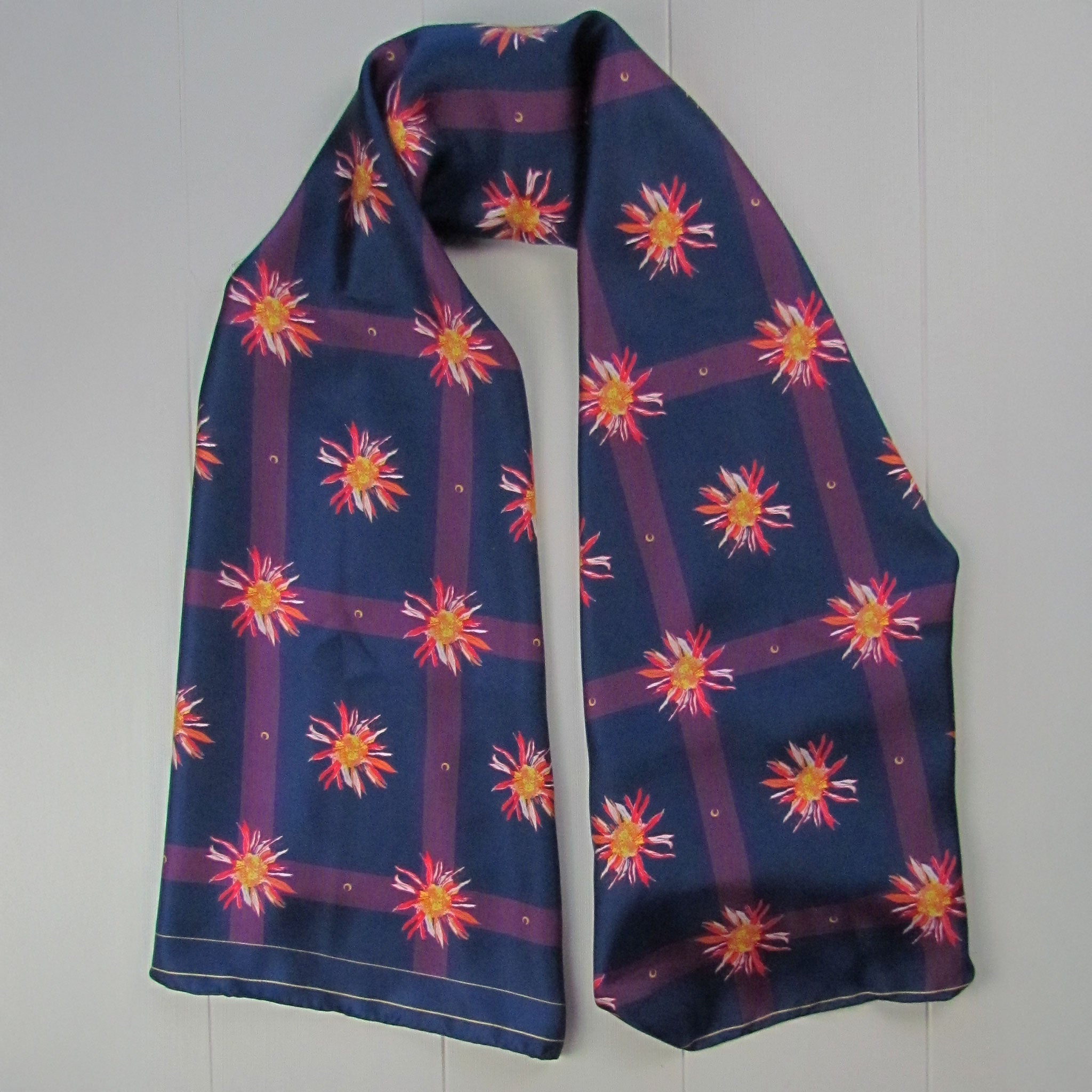 Twilight daisy - Silk scarf
